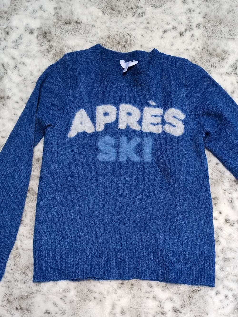 $5 MOVING SALE! Time and Tru Blue 'APRÈS SKI' Women's Crewneck Sweater